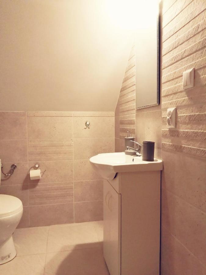 Appartement Chrzaszczewo Widokowe Wzgorze 2 à Uherce Mineralne Extérieur photo